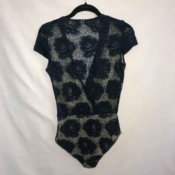 Charolette Russe XS floral lace onesie - Picture 5 of 5